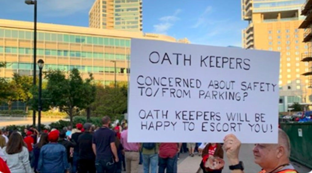 A sign offering protection at a Trump rally in 2019. (Image from Oath Keepers’ X/Twitter)